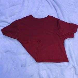 SUPER CUTE AND COMFY CROPPED RED TEE SHIRT